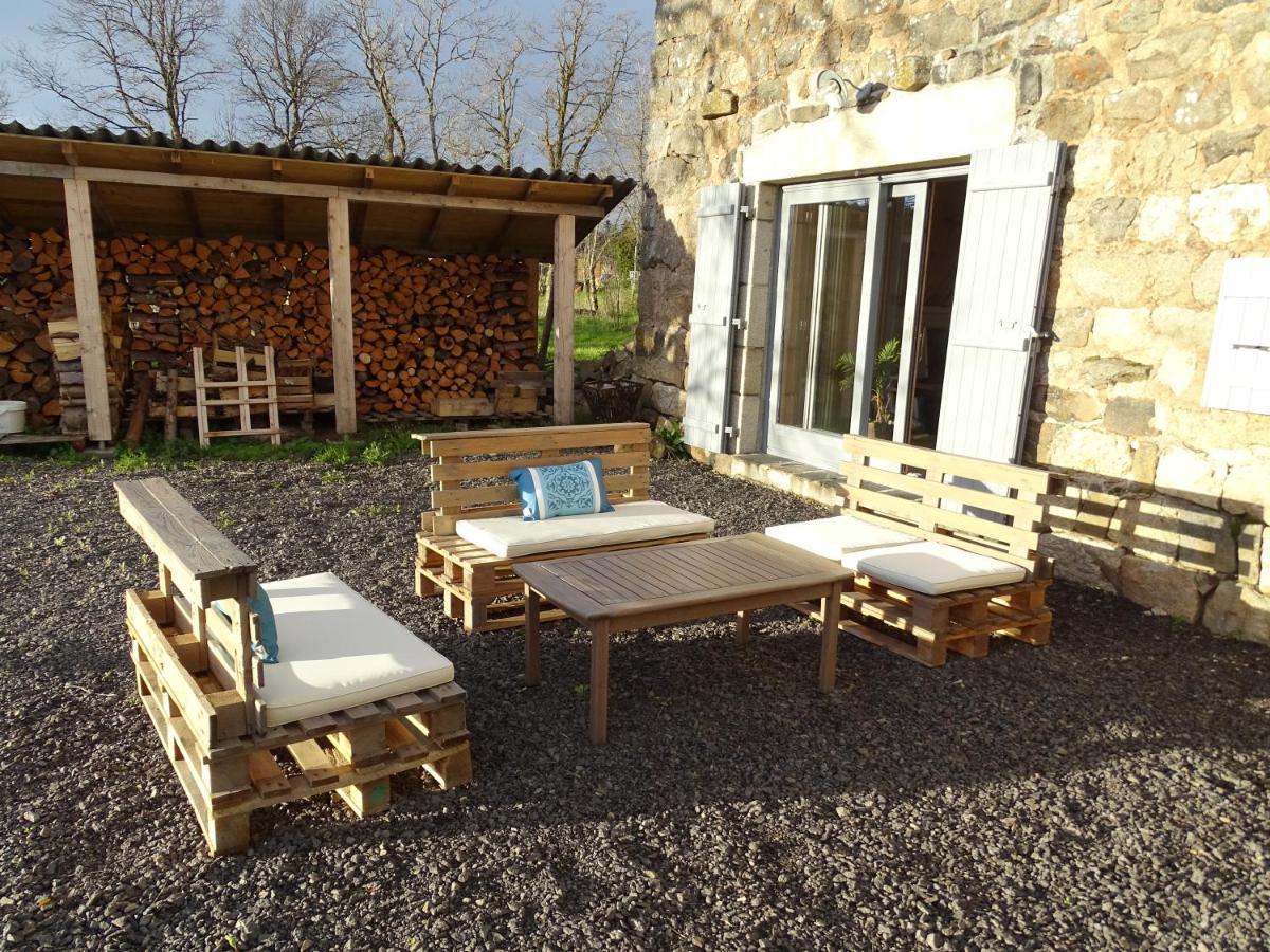 Bed and Breakfast La Ferme De Madelonnet Saint-Jeures Экстерьер фото