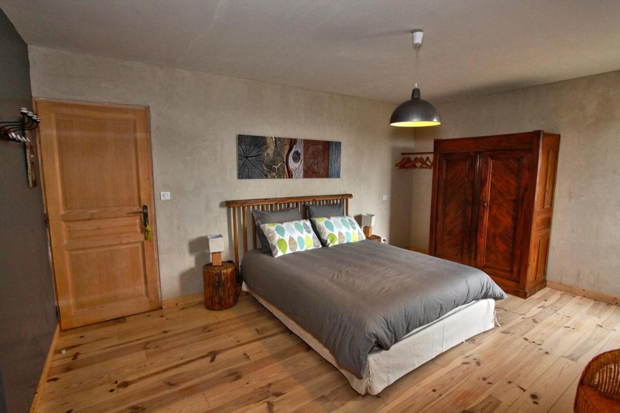Bed and Breakfast La Ferme De Madelonnet Saint-Jeures Экстерьер фото